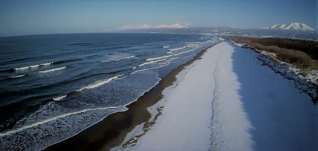 オホーツク海、知床連山、海別岳